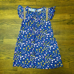 EUC Cat‎ & Jack floral dress size M (7/8)